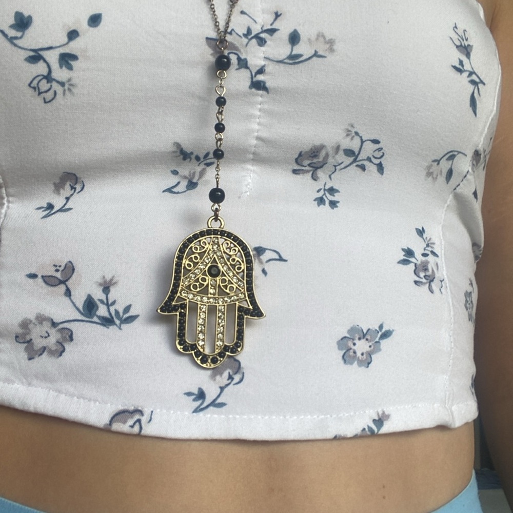 🌼 Urban Outfitters Hamsa Rosery 🪬 - Picture 3 of 9